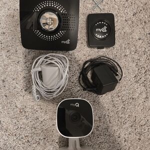 myQ Smart Garage Hub and Camera Set
